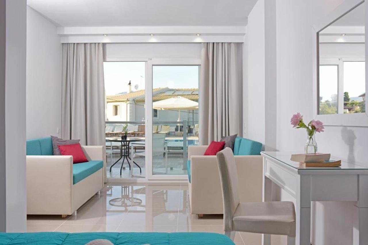 Palapart Gikas Suites And Studios Гувія Екстер'єр фото