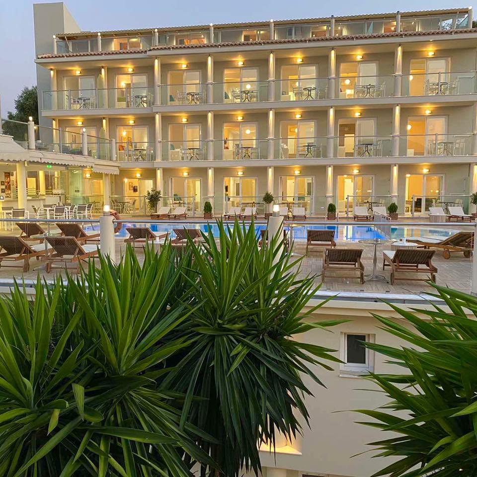 Palapart Gikas Suites And Studios Гувія Екстер'єр фото