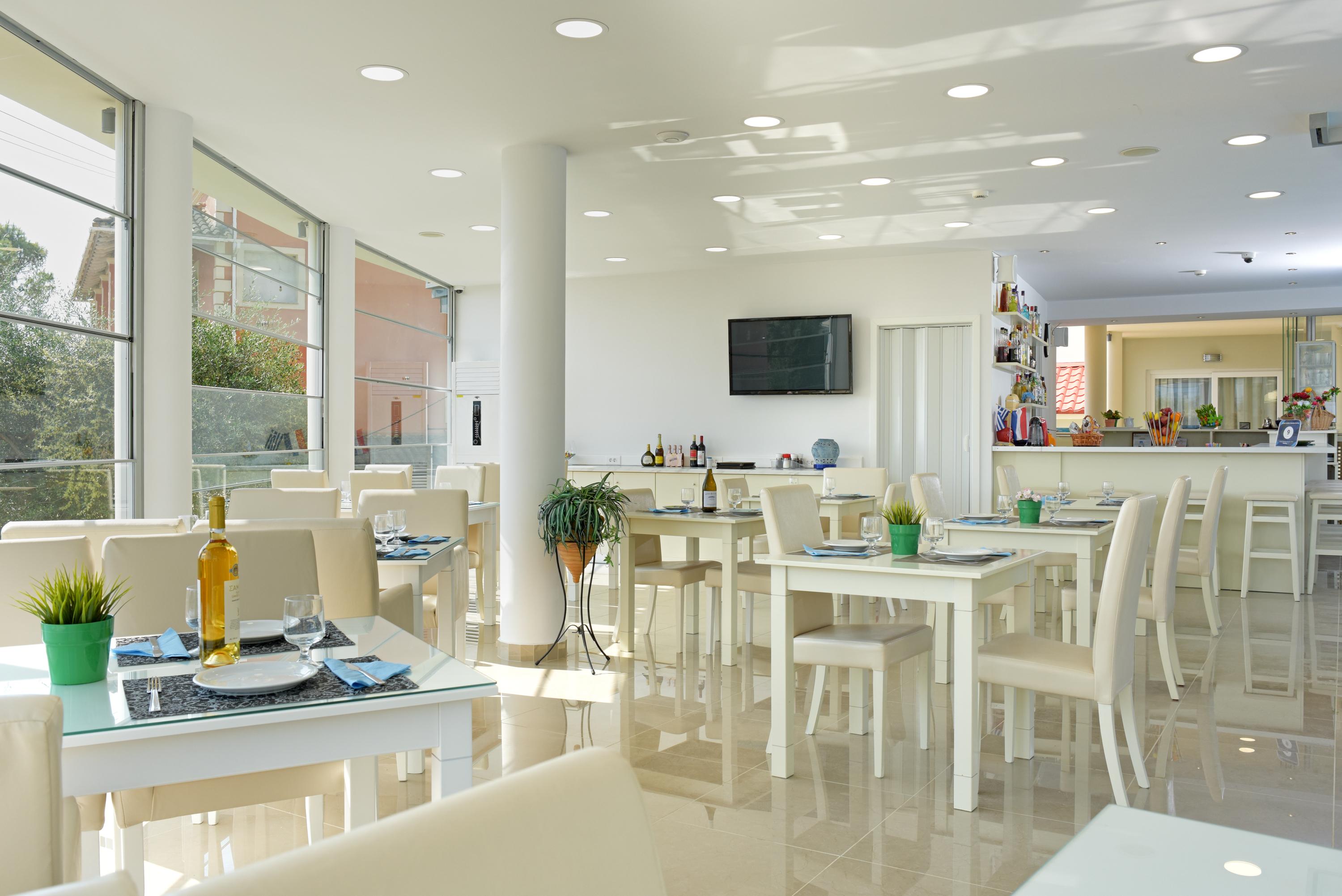 Palapart Gikas Suites And Studios Гувія Екстер'єр фото