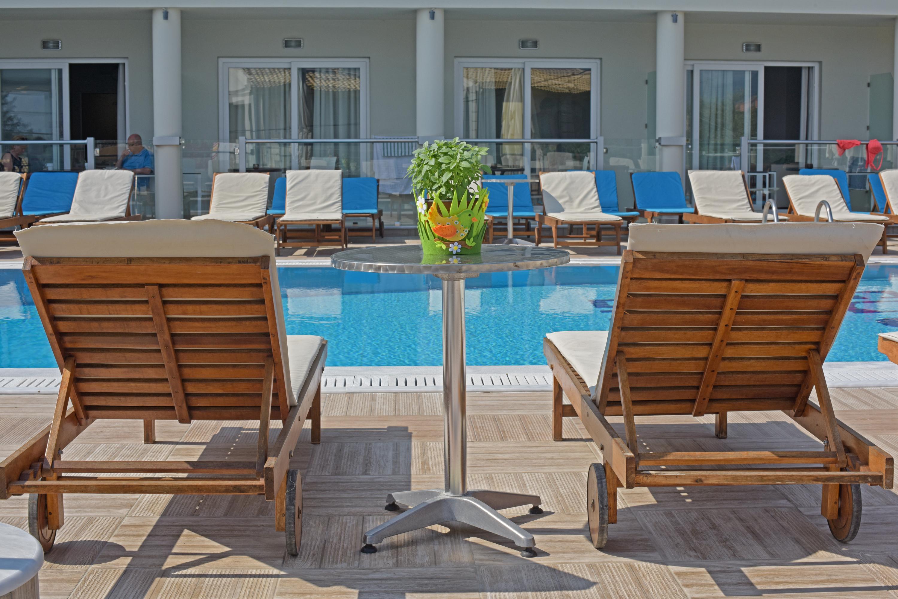 Palapart Gikas Suites And Studios Гувія Екстер'єр фото