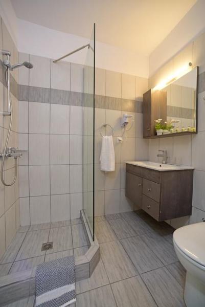 Palapart Gikas Suites And Studios Гувія Екстер'єр фото